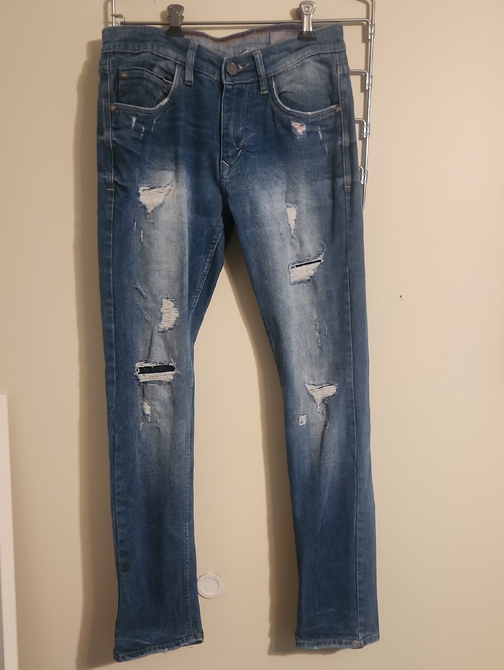 Calvin Klein Medium Skiiny Jeans